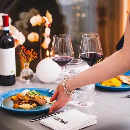 招待所 Matmalmeneva