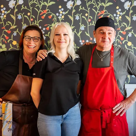 ゲストハウス Matmalmeneva *