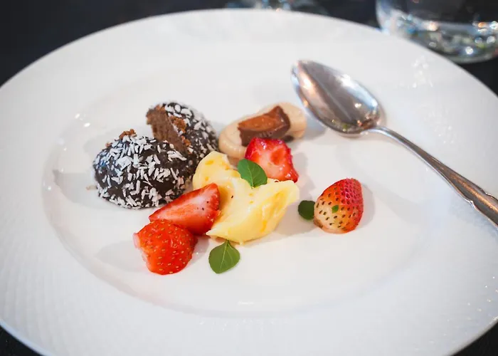 ゲストハウス Matmalmeneva パルガス